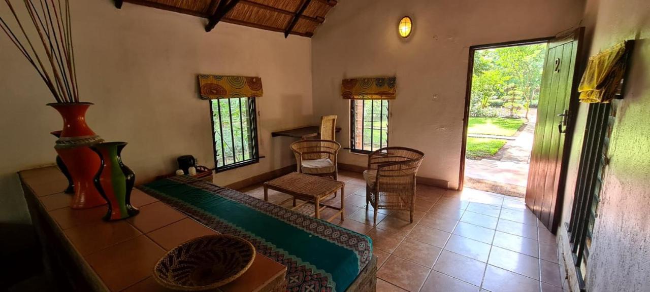 Barefoot Lodge And Safaris - Malawi リロングウェ エクステリア 写真