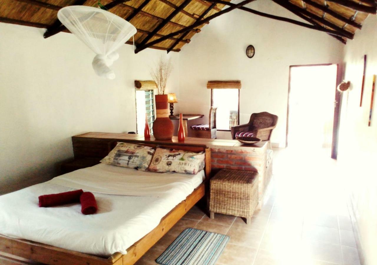 Barefoot Lodge And Safaris - Malawi リロングウェ エクステリア 写真