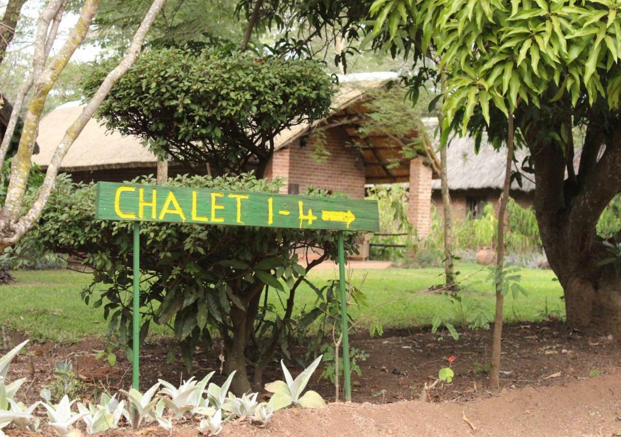 Barefoot Lodge And Safaris - Malawi リロングウェ エクステリア 写真