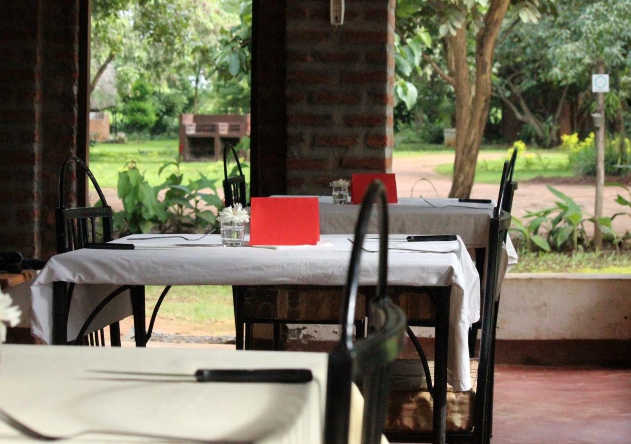 Barefoot Lodge And Safaris - Malawi リロングウェ エクステリア 写真